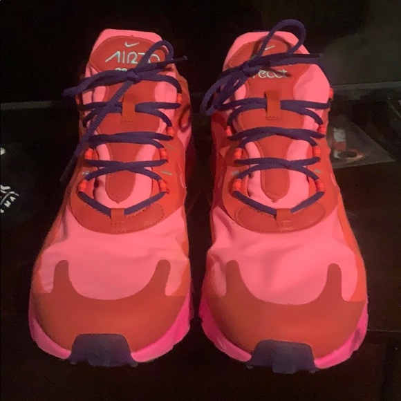 Nike AirMax - Picture 2 of 3